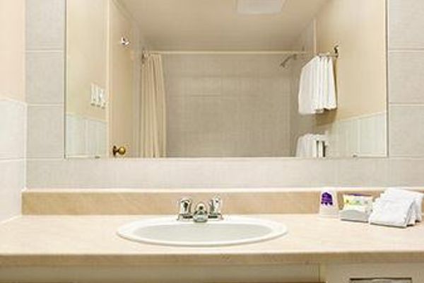 Knights Inn Lagoon Harbour Resort & Hotel (Provinz Ontario)